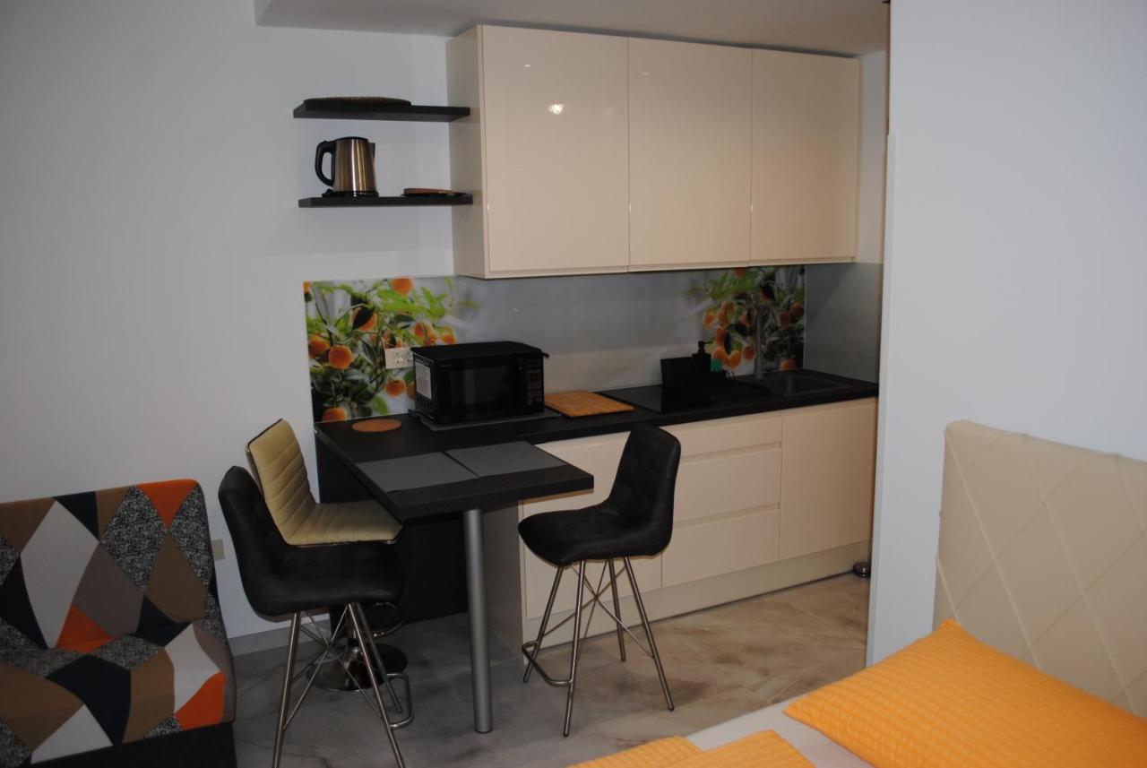 Apartments Samec Izola Exterior photo