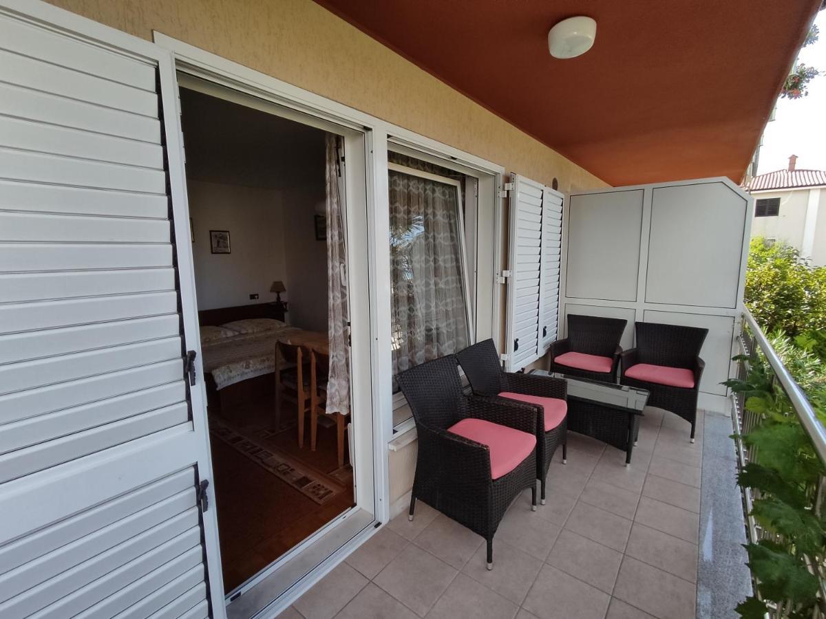 Apartments Samec Izola Exterior photo