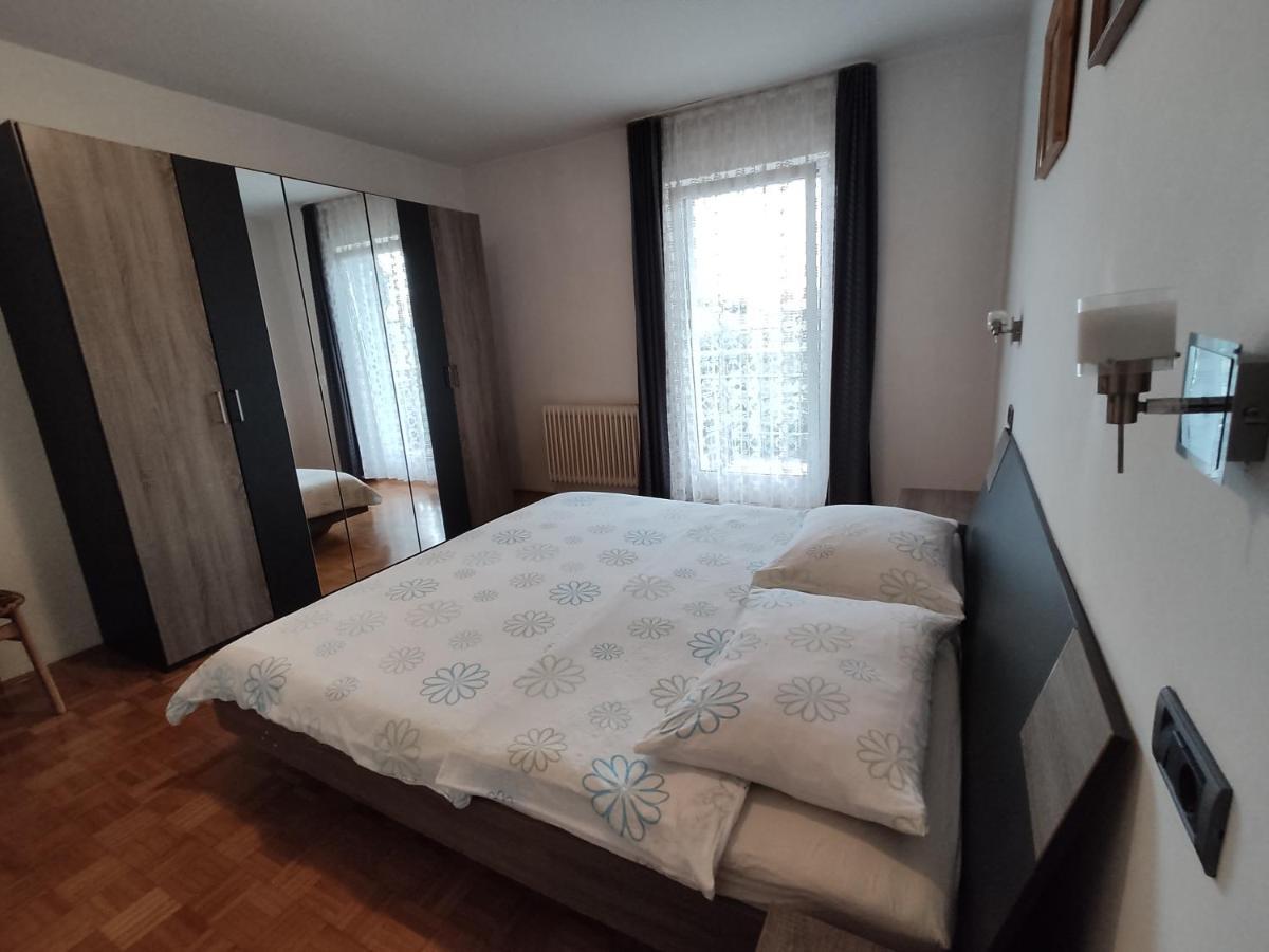 Apartments Samec Izola Exterior photo