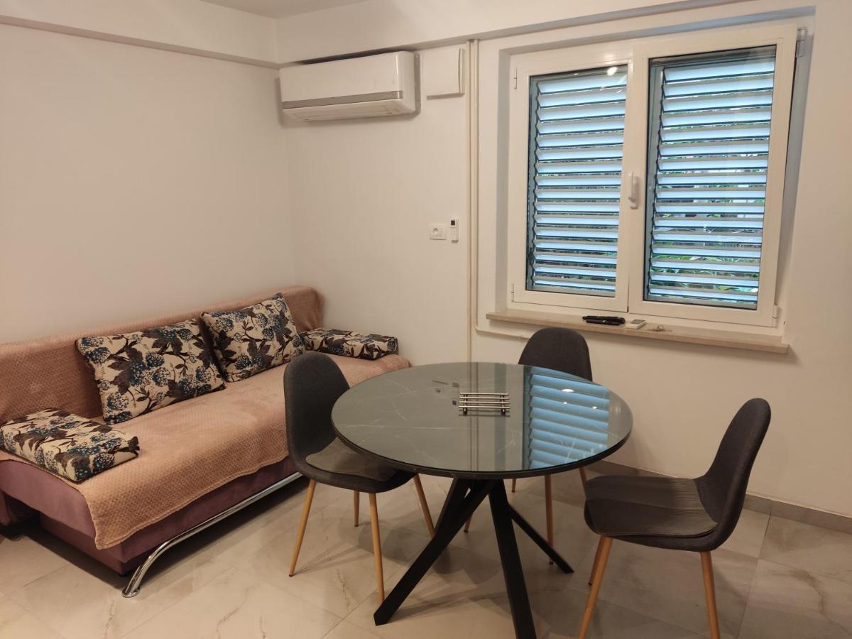 Apartments Samec Izola Exterior photo