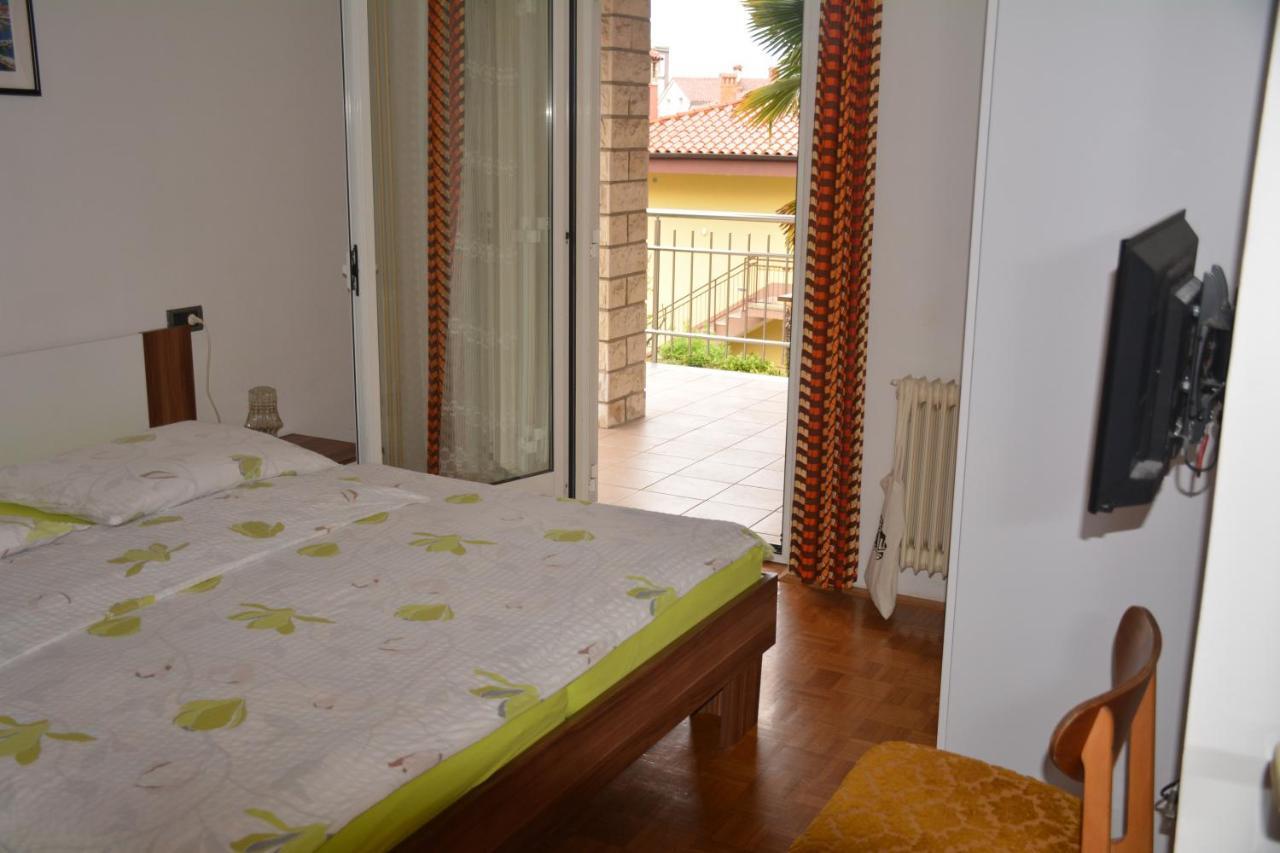 Apartments Samec Izola Exterior photo